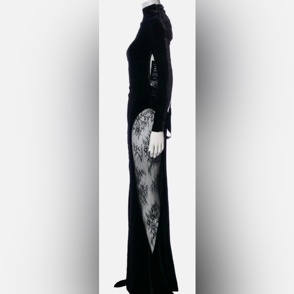 Women’s Retrofete Black Velvet Gown. Size XS. - Picture 2 of 5